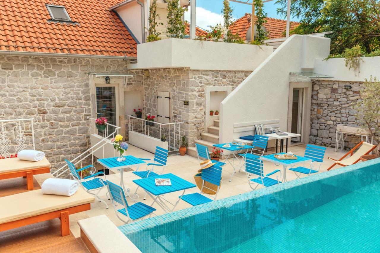 הרצג-נובי Boutique Hotel Capitano מראה חיצוני תמונה