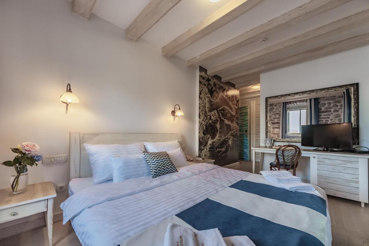 הרצג-נובי Boutique Hotel Capitano מראה חיצוני תמונה