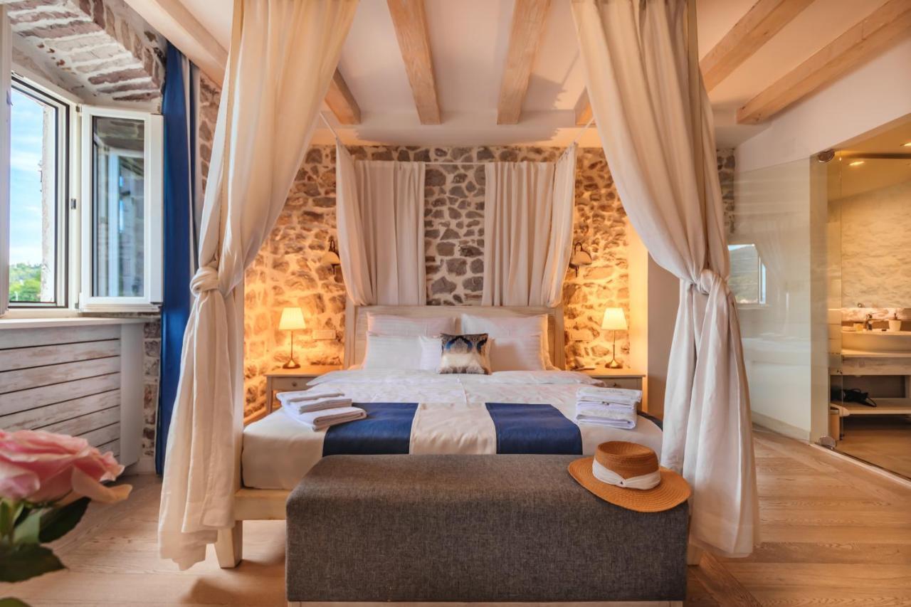 הרצג-נובי Boutique Hotel Capitano מראה חיצוני תמונה