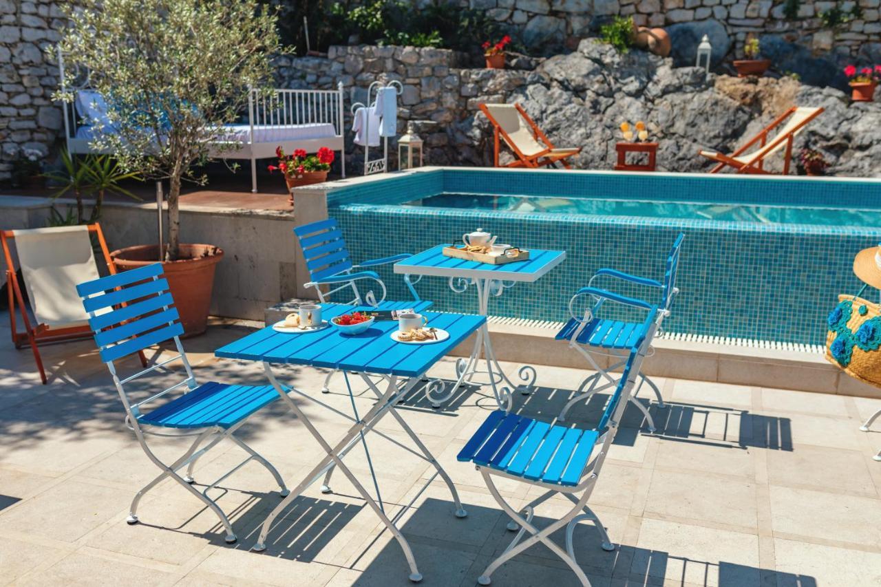 הרצג-נובי Boutique Hotel Capitano מראה חיצוני תמונה